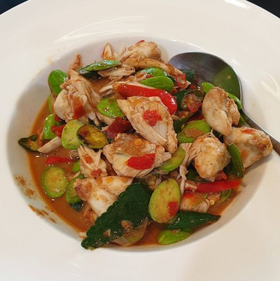 กรรเชียงปูผัดกะปิสตอ