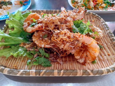 กุ้งทอดกระเทียม