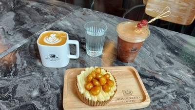 GOOSEBERRY COFFEE BEARING