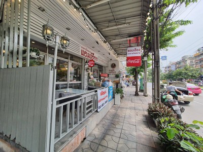 หน้าร้าน