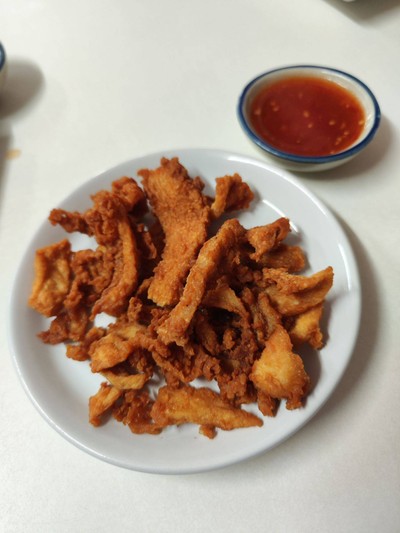 กากหมูทอด