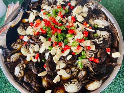 อาหาร หรือ เครื่องดื่ม