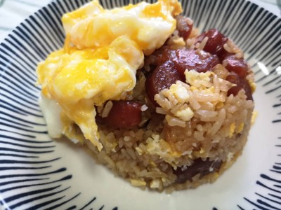 วิธีทำ ข้าวผัดกุนเชียง