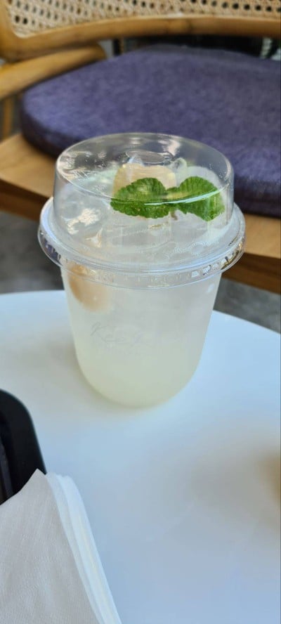 ลิ้นจี่โซดา