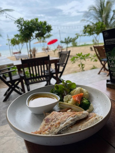 สเต็กปลากระพงซอสพะแนง