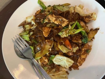 เมนูของร้าน Apple Beachfront Resort