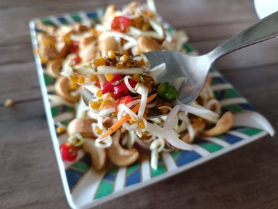 ยำไข่แมงดา