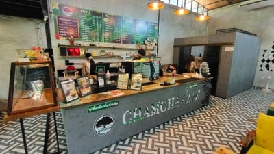 ฉำฉา คาเฟ่ Chamcha Cafe