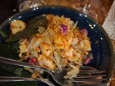 ยำส้มโอกุ้ง