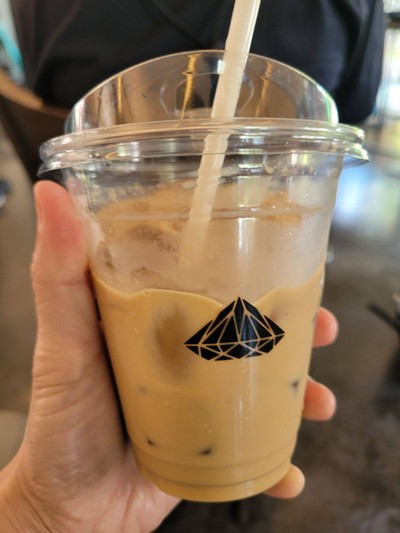 Iced Latte (ลาเต้เย็น)