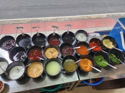 อาหาร หรือ เครื่องดื่ม