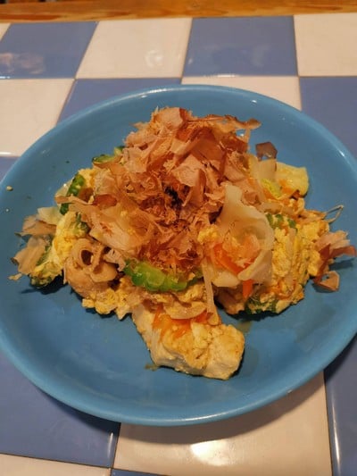 (402) ผัดมะระญีี่ปุ่น