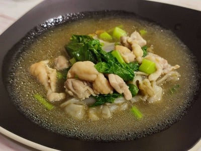 ราดหน้าไก่