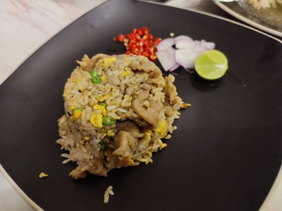 ข้าวคลุกกะปิ