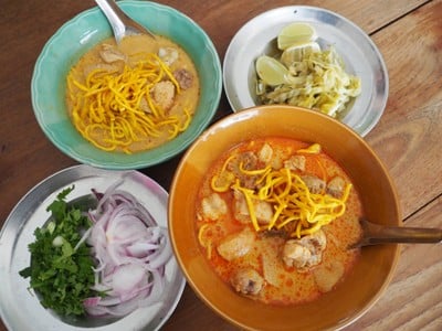 ตุ๋ยข้าวซอยแม่สอด