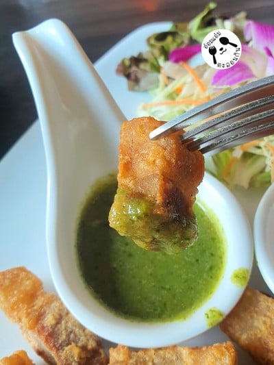 หมูสามชั้นทอดน้ำปลา