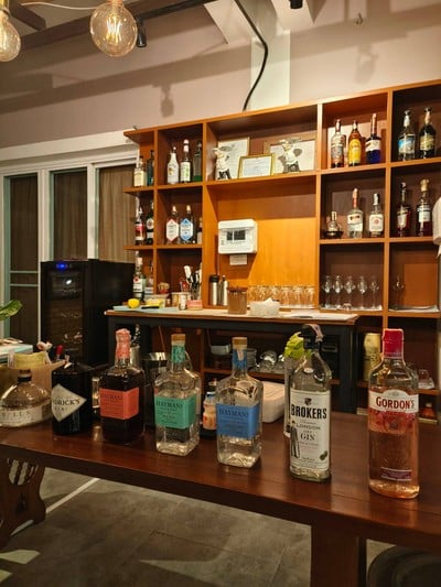 อาหาร หรือ เครื่องดื่ม