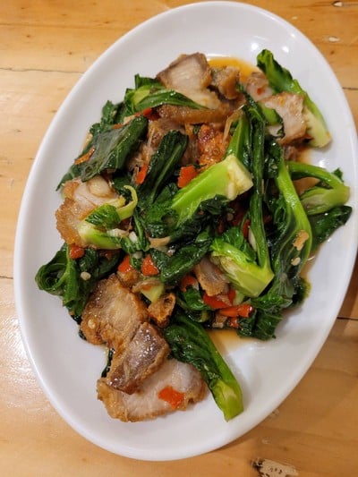 แขนงหมูกรอบ