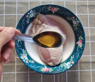 วิธีทำ ไก่ย่างหมักน้ำมันงา วิธีทำ ไก่ย่างหมักน้ำมันงา