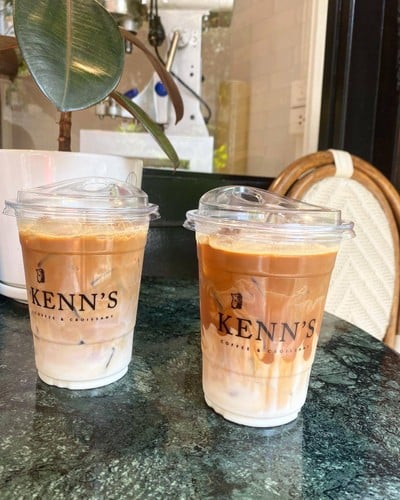 Kenn’s Coffee & Croissant อารีย์