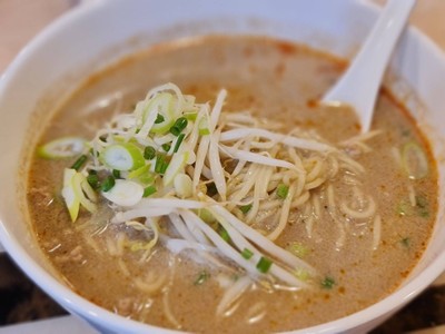 บะหมี่น้ำงาบด Tan Tan Men