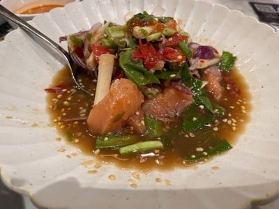 ยำแซม่อน