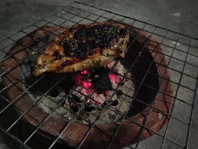 วิธีทำ ไก่ย่างหมักน้ำมันมะกอก + น้ำจิ้มแจ่ว