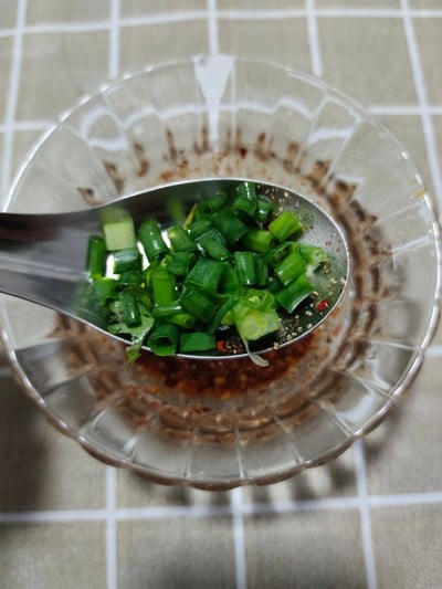 วิธีทำ ไก่ย่างหมักน้ำมันมะกอก + น้ำจิ้มแจ่ว