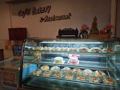 อาหาร หรือ เครื่องดื่ม