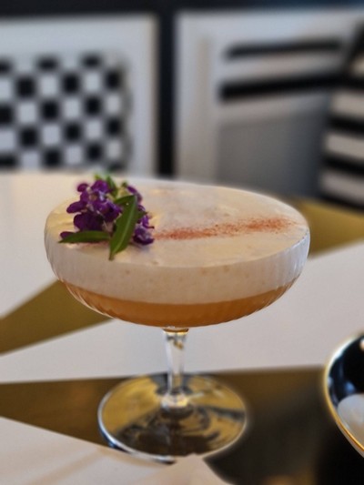 อาหาร หรือ เครื่องดื่ม