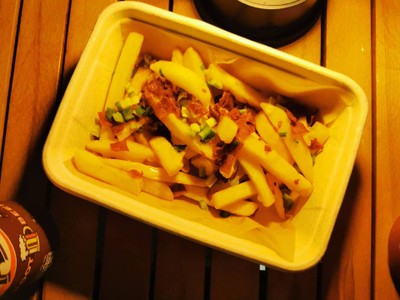 อาหาร หรือ เครื่องดื่ม