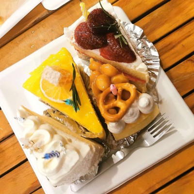 อาหาร หรือ เครื่องดื่ม