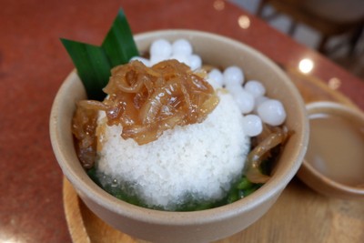 อาหาร หรือ เครื่องดื่ม
