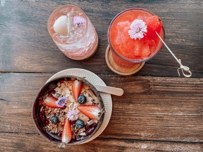 Hideout Beach Cafe & Bistro