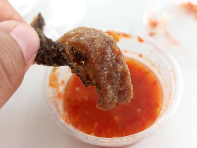 หนังปลาทอดกรอบ