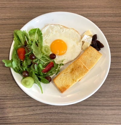 Egg and toast 🍳🍞