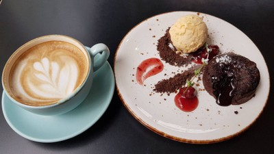 Flat White & Chocolate Lava