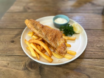 Paper Butter & The Burger The Yard Hostel   Paper Butter & The Burger The Yard Hostel