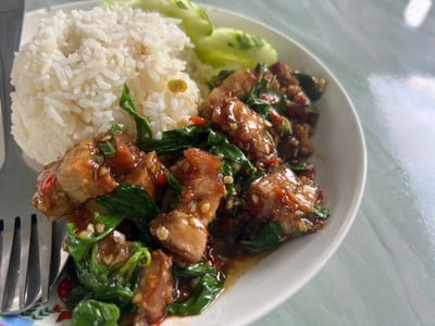 ร้านกลอยใจ