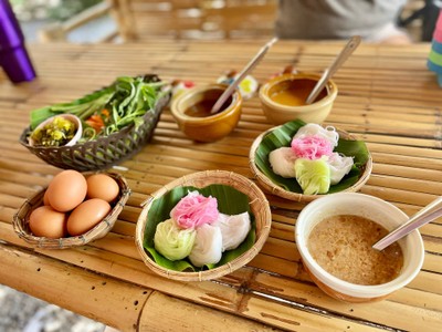 🍝 ขนมจีนน้ำยา. (ราคา 40 บาท)