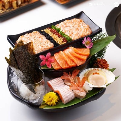 Tora Yakiniku x Cafe Crystal Design Center