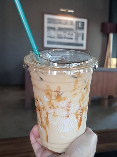 Iced Caramel Macchiato