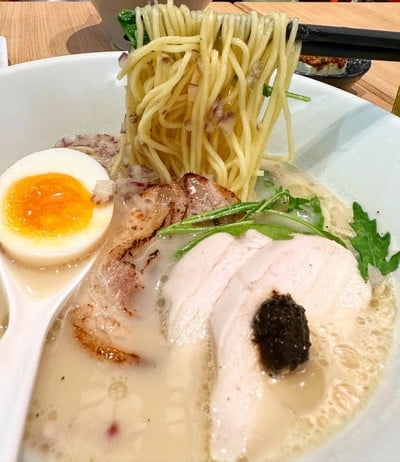 BLACK TRUFFLE RAMEN