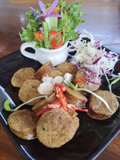เมนูของร้าน ไส้อั่วเผาเตาหลวง ลำปาง เกาะคา