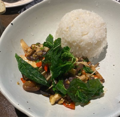 ข้าวกะเพราเห็ด