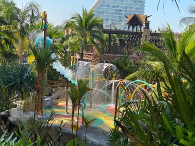 บริเวณโดยรอบ