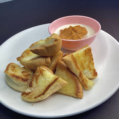 หมูทอดติดปาก(kitchen mom) ยะลา