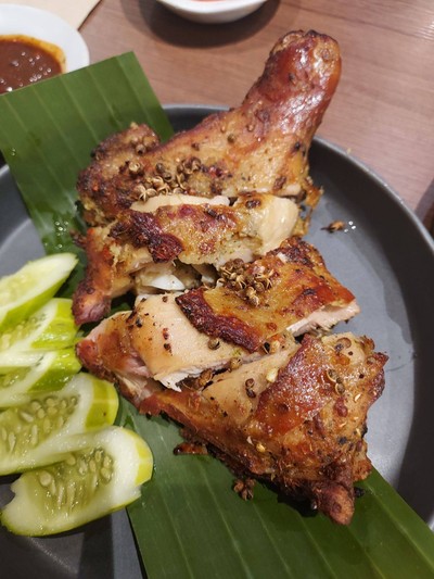 อาหาร หรือ เครื่องดื่ม