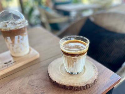 ☕️ Dirty Espresso. (ราคา 100 บาท)