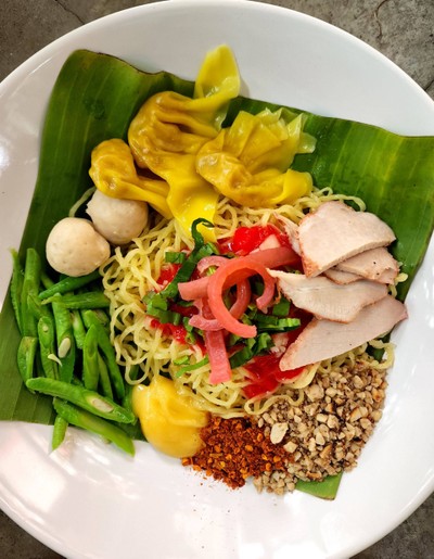 ก๋วยเตี๋ยวลับแล ณ เชียงใหม่ หมู่บ้านแกรนด์วิว